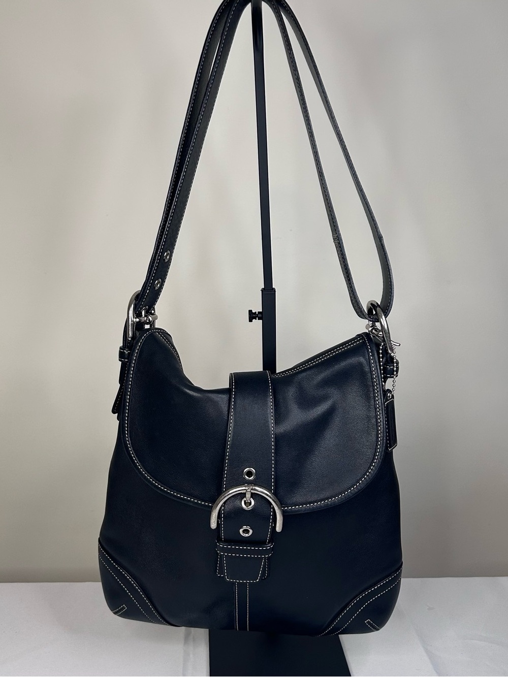 Coach soho Black Leather Shoulder Bag with Silver Buckle crossbody